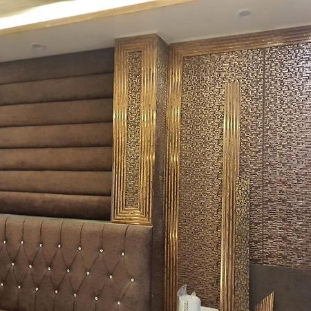 Divine Hotel & Banquet Hall Bhopal Eksteriør billede